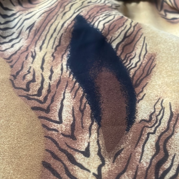 Vintage ALAIS mixed media polyester patchwork style short sleeve button blouse - Picture 6 of 7